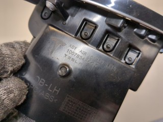 Дефлектор обдува салона, ориг. номер 1007834-00-C, Tesla Model S 2012-2016