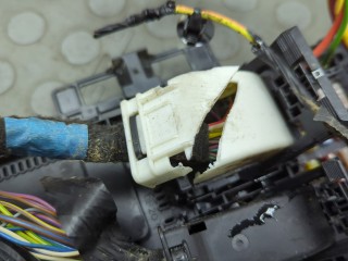 Блок управления бортовой сети (Body Control Module), ориг. номер LU5T15604FCCE, Ford Bronco Sport 2020-2024