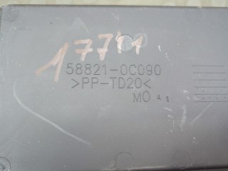 Консоль салона (кулисная часть), ориг. номер 588210C090, Toyota Sequoia 2007-2017
