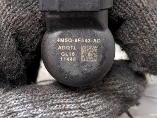Форсунка топливная, ориг. номер 4M5Q9F593AD, Ford Focus 2004-2008