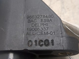 Катушка зажигания, ориг. номер 7701479027, Renault Laguna 2001-2005