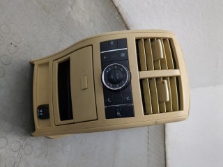 Консоль салона (кулисная часть), ориг. номер A1646801052, A1646801391, Mercedes GL-Класс 2006-2009