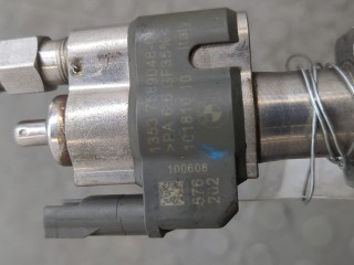 Форсунка топливная, ориг. номер 7589048, 13537589048, BMW 3 серия 2006-2010
