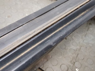 Накладка на порог левая передняя, ориг. номер DFR551P51, Mazda CX-30 2019-2026