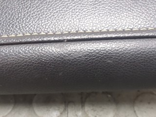 Подлокотник левый передний, ориг. номер 84779636, GMC Acadia 2019-2023