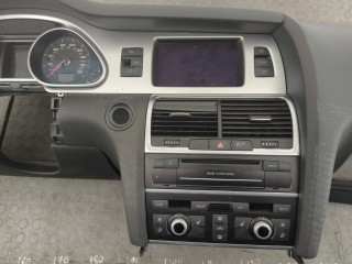 Панель передняя салона (торпедо), ориг. номер 4L1857041N, Audi Q7 2009-2015