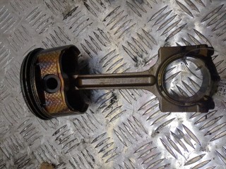 Поршень, Mazda 3 2006-2009