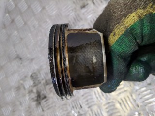Поршень, Mazda 3 2006-2009