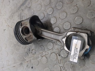 Поршень Opel Insignia 2008-2013