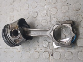 Поршень Opel Insignia 2008-2013