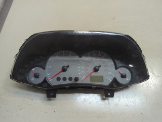 Щиток приборов (приборная панель) Ford Focus 2001-2005