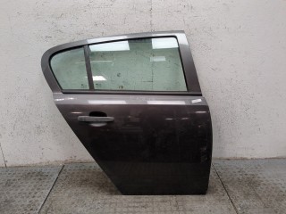 Стекло боковой двери правое заднее Opel Astra 2006-2014