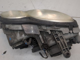Фара (передняя) правая, ориг. номер A2098202861, Mercedes CLK W209 2002-2005