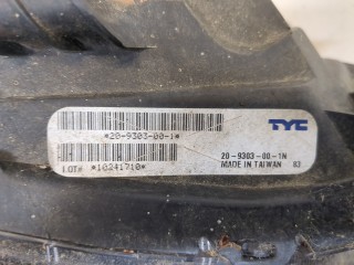 Фара (передняя) правая, ориг. номер 84001FJ080, Subaru XV 2011-2015