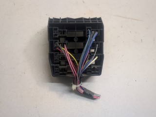 Блок реле, ориг. номер 8273002890, Toyota Corolla 2010-2013
