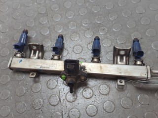 Форсунка топливная, ориг. номер 5L8G9D280BA, Mazda Tribute 2004-2007