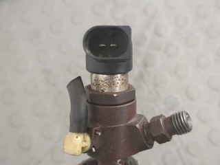 Форсунка топливная, ориг. номер 8200294788, 166009445R, Renault Megane 2008-2014