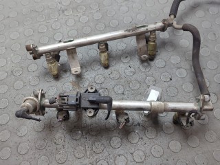 Форсунка топливная, ориг. номер 4L2Z9F593EB, Ford Explorer 2001-2006