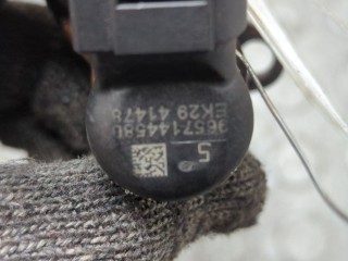 Форсунка топливная, ориг. номер 9657144580, 1373549, 3M5Q9F593DB, Ford Focus 2004-2008