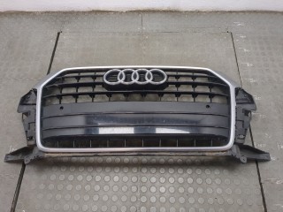 Решетка радиатора, ориг. номер 8U0853651AA, Audi Q3 2014-2018