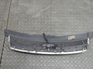Решетка радиатора, ориг. номер 8V418200AC, Ford Kuga 2008-2013