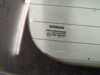 Петля крышки багажника правая, ориг. номер 904001U60C, Nissan Note E11 2008-2013