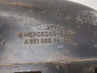 Воздухозаборник, ориг. номер A6510900400, Mercedes GLC X253 2015-2019