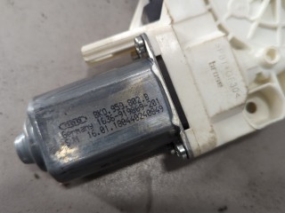 Двигатель стеклоподъемника правый передний, ориг. номер 8K0959802B, Audi Q3 2014-2018