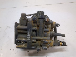 Блок клапанов, ориг. номер A0013271325, Mercedes Actros MP4 2011-2026