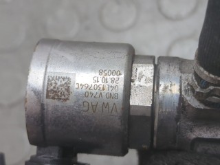 Рампа (рейка) топливная, ориг. номер 04L130089G, Volkswagen Tiguan 2011-2019