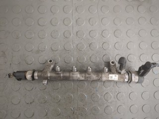 Рампа (рейка) топливная, ориг. номер 03L130089J, Volkswagen Passat 2011-2015