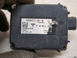 Блок комфорта, ориг. номер 10537100B, Tesla Model S 2012-2016