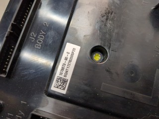 Блок управления бортовой сети (Body Control Module), ориг. номер 107867390E, Tesla Model 3 2017-2021