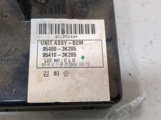Блок управления бортовой сети (Body Control Module), ориг. номер 95400-3K205, Hyundai Sonata 5 NF 2008-2010