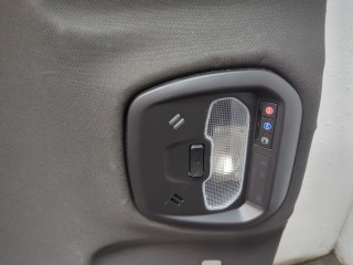 Обшивка потолка (Накладка), ориг. номер 42865521, Buick Envista 2022-2026