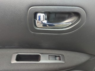 Дверная карта (Обшивка двери) левая задняя, ориг. номер 82901JM00A, Nissan Rogue 2007-2010
