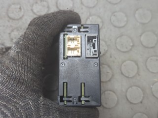 Разъем AUX/USB, ориг. номер DN4E669U0C, MD4120, Mazda CX-30 2019-2026