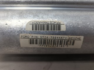 Подушка безопасности переднего пассажира, ориг. номер EF9157K7097, Mazda Tribute 2004-2007