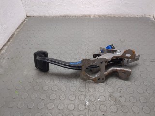 Педаль тормоза, ориг. номер D41V43300, Mazda CX-30 2019-2026