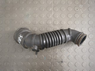 Патрубок корпуса воздушного фильтра, ориг. номер MR571058, Mitsubishi Montero Sport 2000-2005