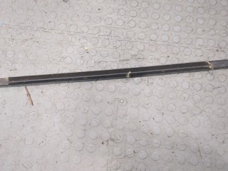 Молдинг стекла (боковое) левое заднее, ориг. номер 13260069, Opel Astra 2006-2014