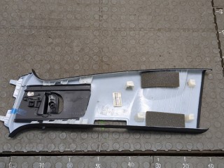 Обшивка центральной стойки правая передняя, ориг. номер 32219759, Volvo V90 2016-2020