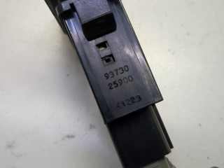 Кнопка противотуманных фар, ориг. номер 9373025900, Hyundai Accent 1999-2012