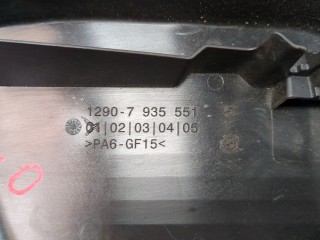 Крышка блока предохранителей, ориг. номер 12907935551, BMW 5 G30, G31 2020-2023