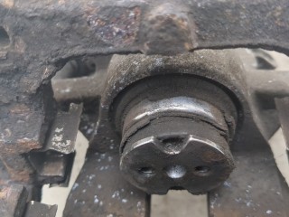 Суппорт левый задний, ориг. номер 4400T7, 4404C4, Citroen C4 Picasso 2006-2013