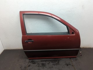 Дверь боковая (легковая) правая передняя Volkswagen Golf 4 1997-2006