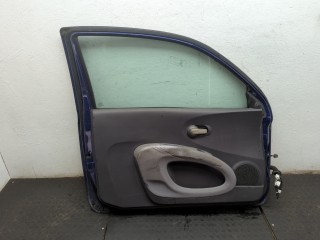 Стекло боковой двери левое переднее, ориг. номер 80301AX600, Nissan Micra K12E 2003-2005