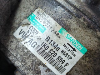 Компрессор кондиционера, ориг. номер 1K0820859F, Volkswagen Passat 2005-2010