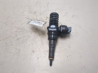 Форсунка топливная, ориг. номер 038130073AJ, 038130079CX, Volkswagen Passat 2000-2005