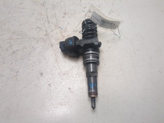 Форсунка топливная, ориг. номер 038130073AJ, 038130079CX, Volkswagen Passat 2000-2005